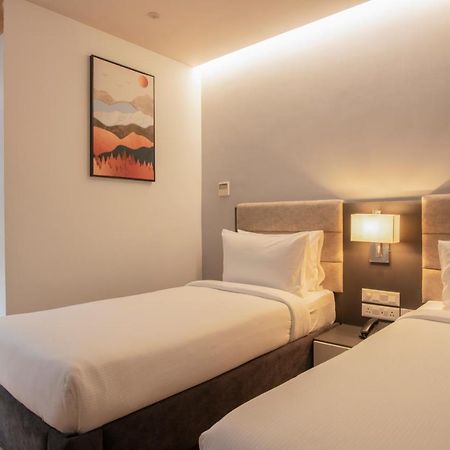Northway Hotel Visakhapatnam Exterior photo